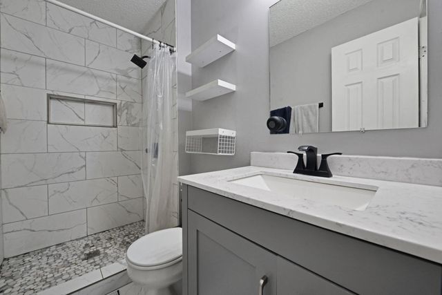 4661 Brownstone Drive, Hilliard, OH 43026