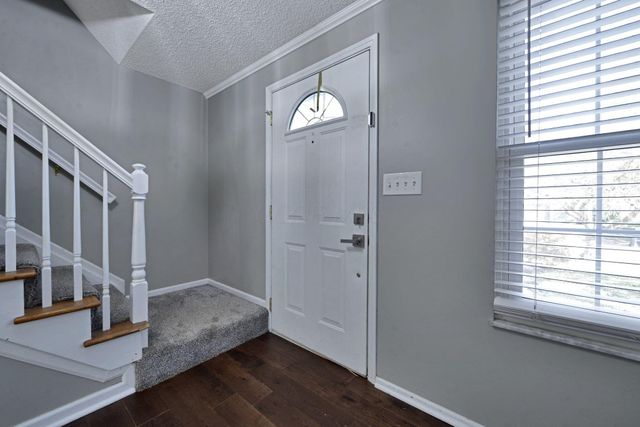 4661 Brownstone Drive, Hilliard, OH 43026