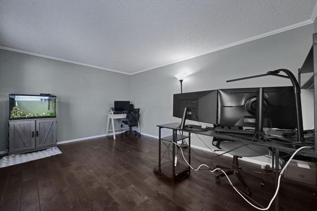 4661 Brownstone Drive, Hilliard, OH 43026