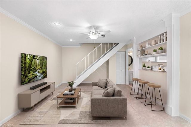 5837 Queen Elizabeth WAY 3, Fort Myers, FL 33907
