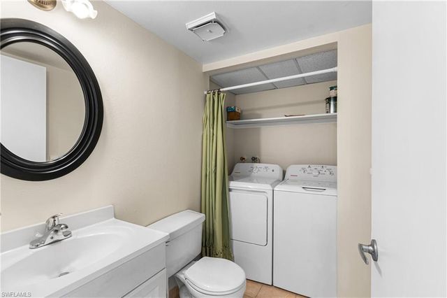 5837 Queen Elizabeth WAY 3, Fort Myers, FL 33907