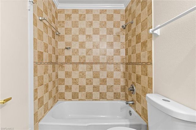 5837 Queen Elizabeth WAY 3, Fort Myers, FL 33907