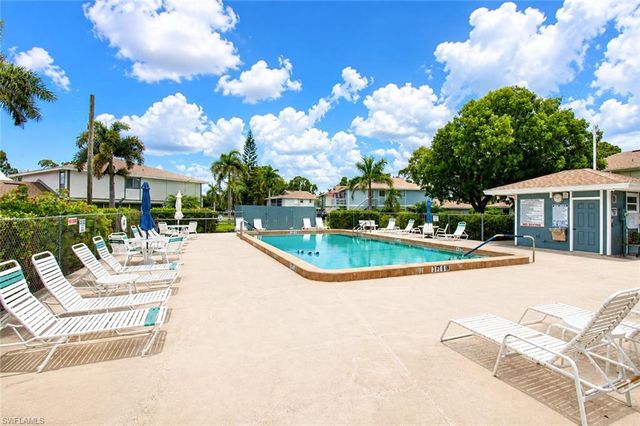 5837 Queen Elizabeth WAY 3, Fort Myers, FL 33907