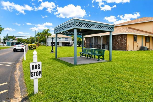 5837 Queen Elizabeth WAY 3, Fort Myers, FL 33907