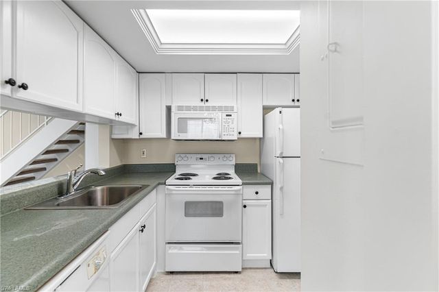 5837 Queen Elizabeth WAY 3, Fort Myers, FL 33907