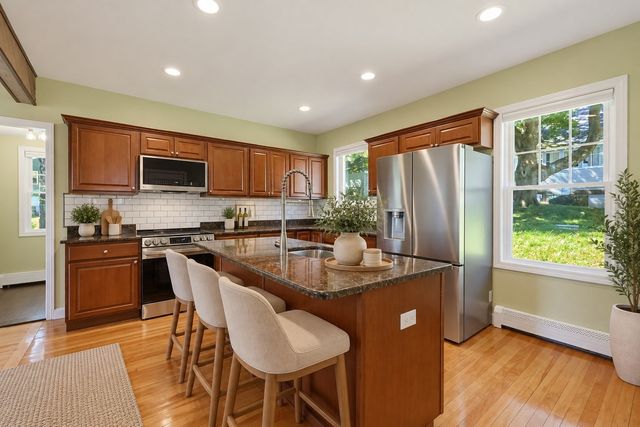 23 Tallawanda Dr., Worcester, MA 01603