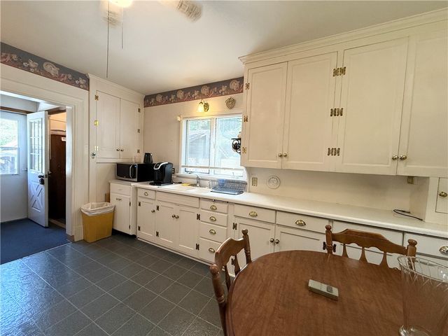 71 Oxford Street, Bradford City, PA 16701