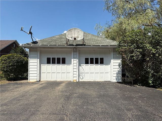 71 Oxford Street, Bradford City, PA 16701