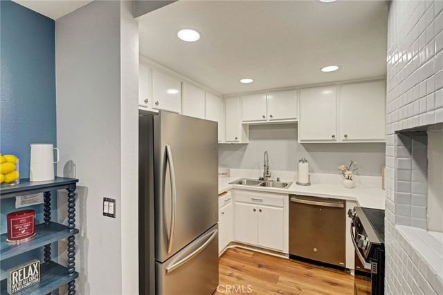3010 Associated Road 133, Fullerton, CA 92835