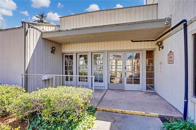 3010 Associated Road 133, Fullerton, CA 92835