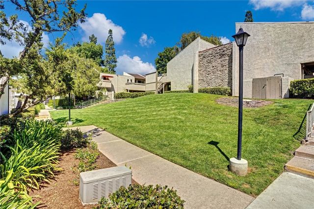 3010 Associated Road 133, Fullerton, CA 92835