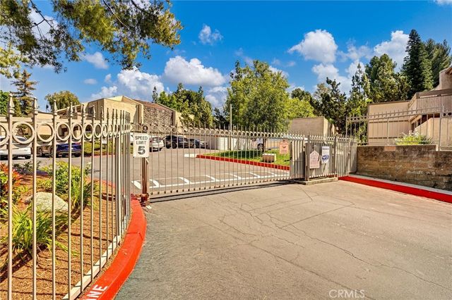 3010 Associated Road 133, Fullerton, CA 92835
