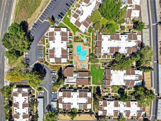3010 Associated Road 133, Fullerton, CA 92835