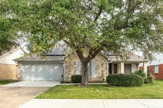 2819 S Peach Hollow Circle, Pearland, TX 77584