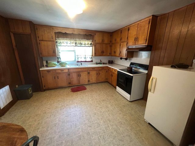 2062 N Hwy 16, Searcy, AR 72143