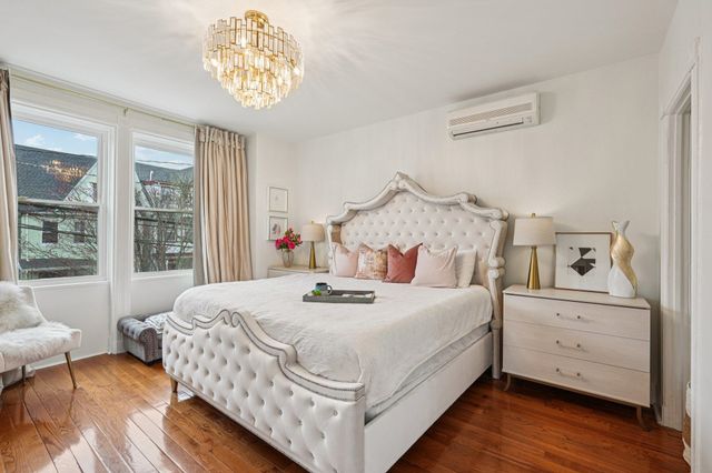 31 47TH ST, Weehawken, NJ 07086