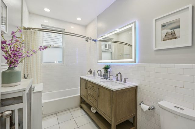 31 47TH ST, Weehawken, NJ 07086