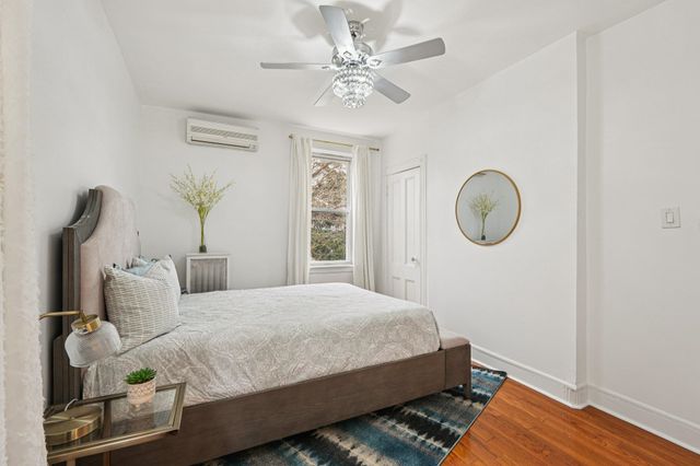 31 47TH ST, Weehawken, NJ 07086