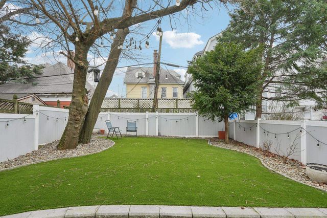 31 47TH ST, Weehawken, NJ 07086