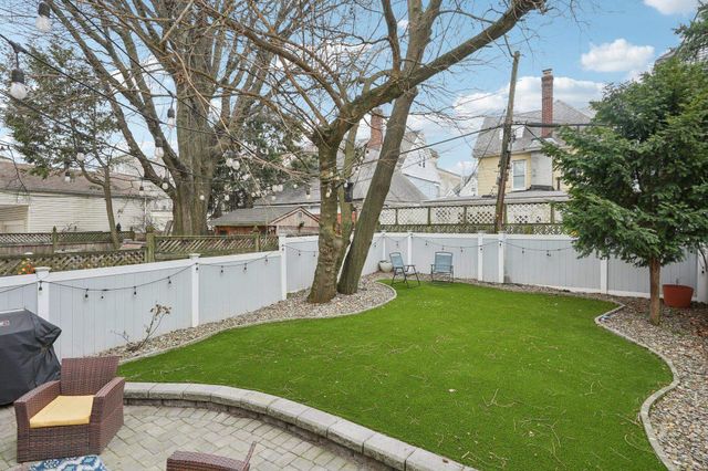 31 47TH ST, Weehawken, NJ 07086