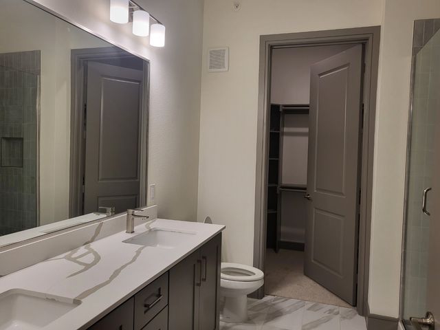 2700 Old Denton Road 4447, Carrollton, TX 75007