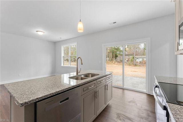 8978 Marlfield RD, Gloucester, VA 23061
