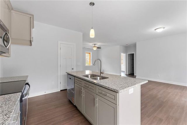 8978 Marlfield RD, Gloucester, VA 23061