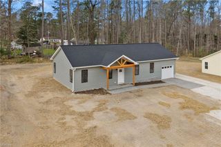 8978 Marlfield RD, Gloucester, VA 23061