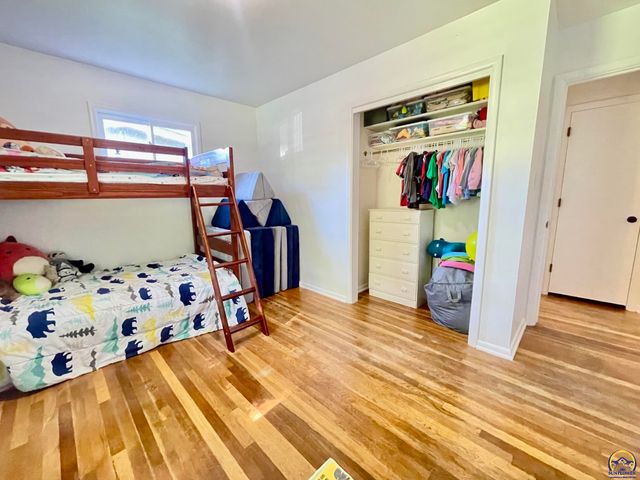 2605 SW Indian Trail, Topeka, KS 66614