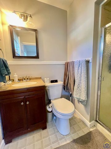 2605 SW Indian Trail, Topeka, KS 66614