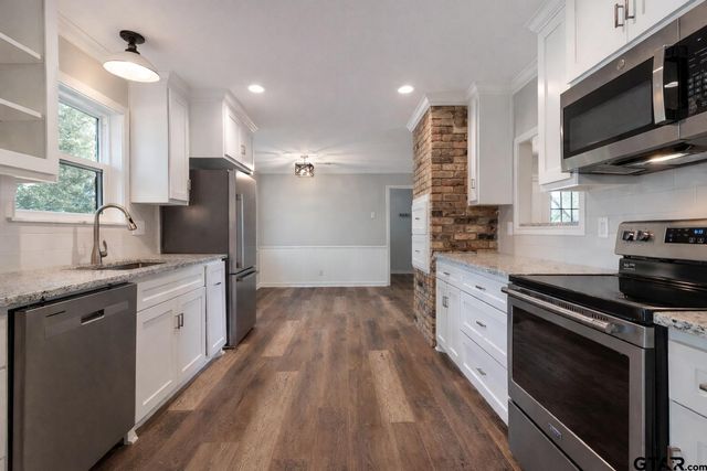 1025 Clyde Drive, Tyler, TX 75701