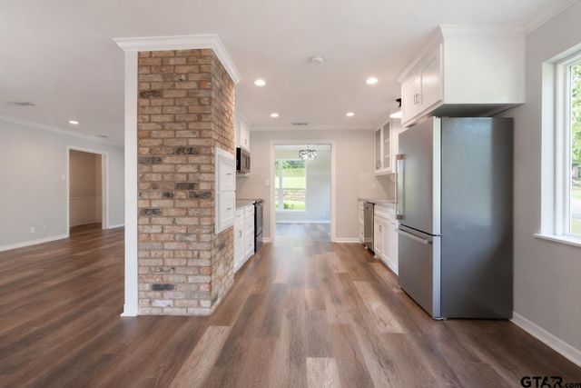 1025 Clyde Drive, Tyler, TX 75701