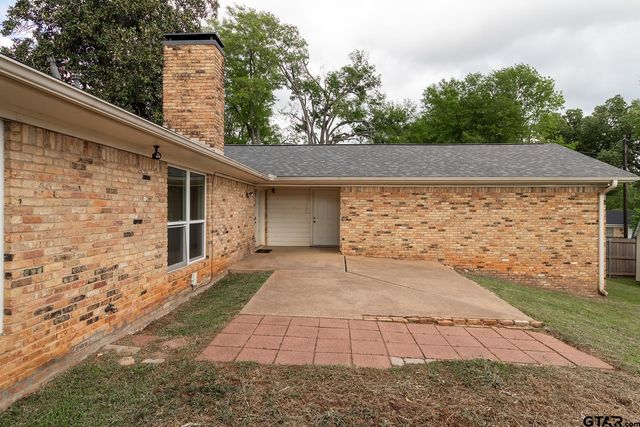 1025 Clyde Drive, Tyler, TX 75701