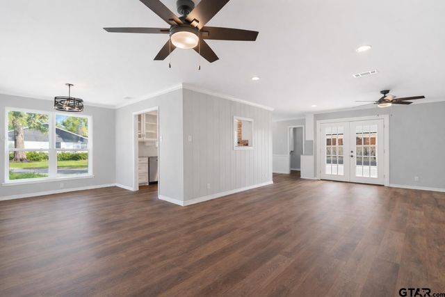 1025 Clyde Drive, Tyler, TX 75701