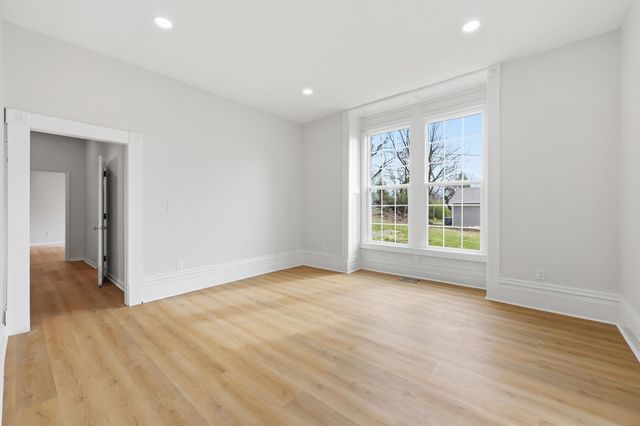 107 W Brown Street, Nicholasville, KY 40356