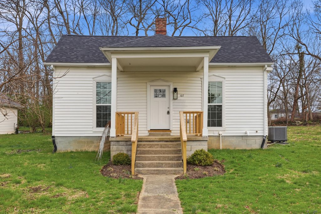107 W Brown Street, Nicholasville, KY 40356