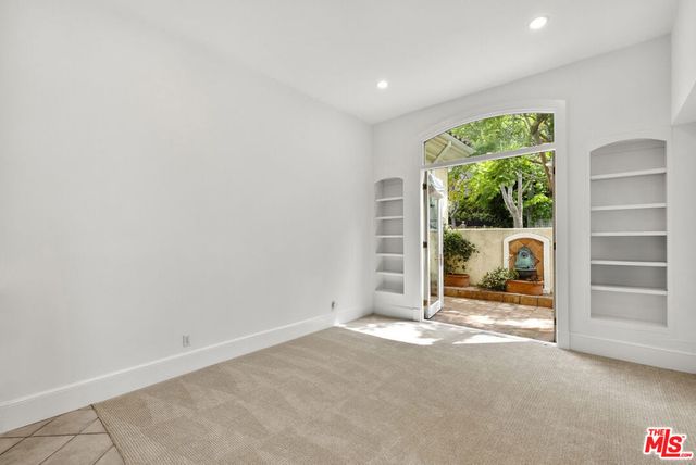 10515 Oaklawn Road, Los Angeles, CA 90064