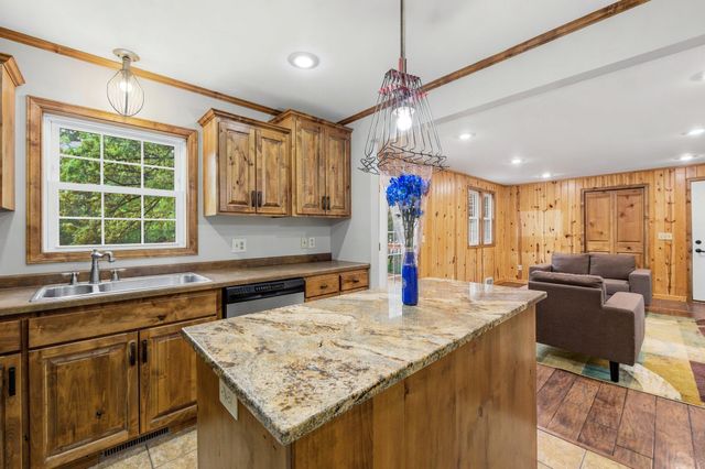 11180 Buchanan Road NE, Blaine, MN 55434