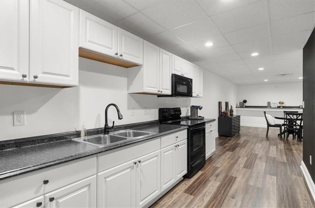 1330 Crimson Lane, Mcdonough, GA 30252