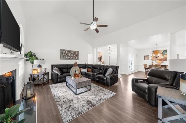 1330 Crimson Lane, Mcdonough, GA 30252