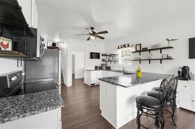 1330 Crimson Lane, Mcdonough, GA 30252