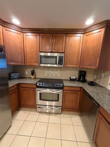 7656 WHISPER WAY 401, Reunion, FL 34747