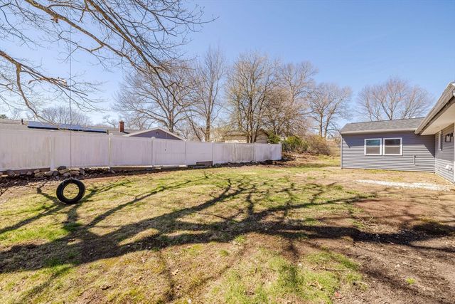 149 Errol Rd, Brockton, MA 02302