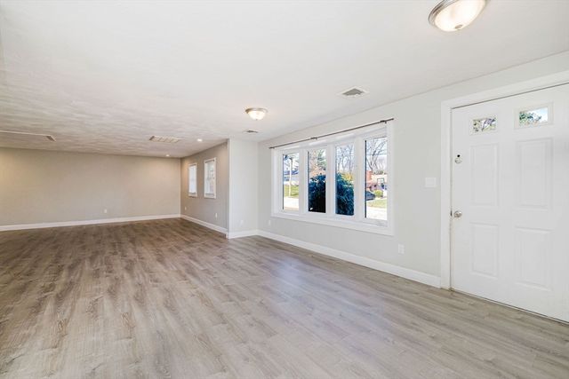 149 Errol Rd, Brockton, MA 02302