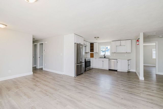 149 Errol Rd, Brockton, MA 02302