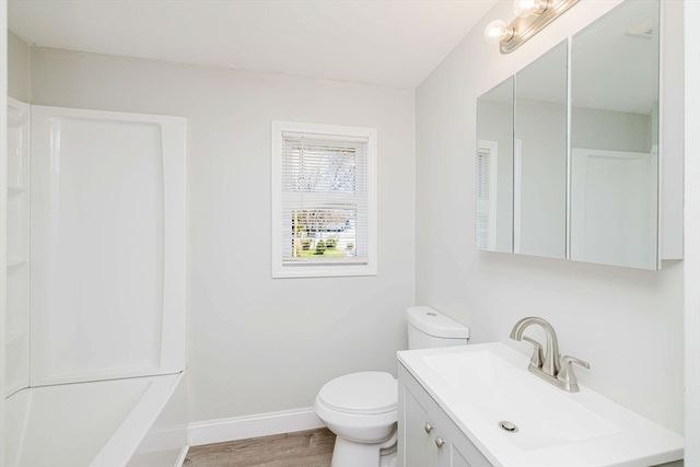 149 Errol Rd, Brockton, MA 02302