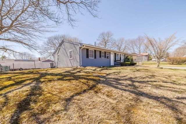 149 Errol Rd, Brockton, MA 02302