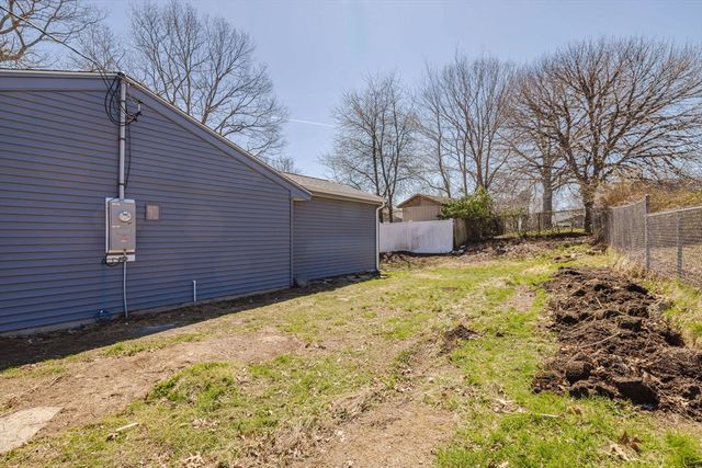 149 Errol Rd, Brockton, MA 02302