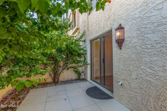 8821 S 48TH Street 2, Phoenix, AZ 85044