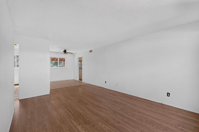 11604 Rosemont Avenue NE, Albuquerque, NM 87112